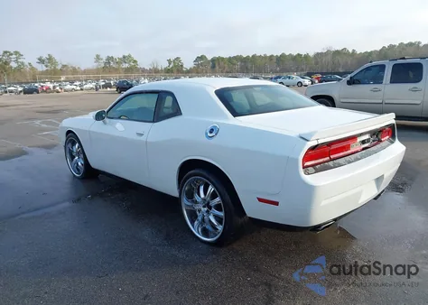 2014 Dodge Challenger Sxt z USA, uszkodzony, nr VIN 2C3CDYAG0EH149589